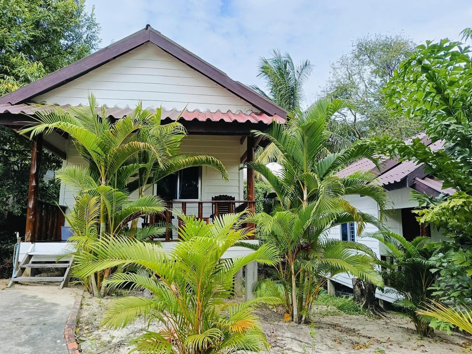 Bunnan Bungalows&Restaurant Derm Tkov Village Ruang foto
